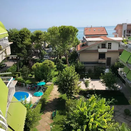 Apartment Isola Verde Silvi Marina
