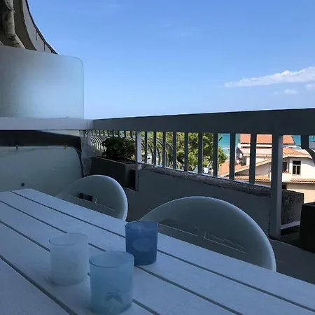 Isola Verde Apartment *